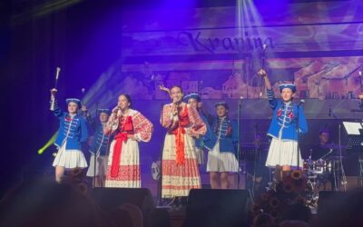 Naše učenice na Festivalu Mali Kaj